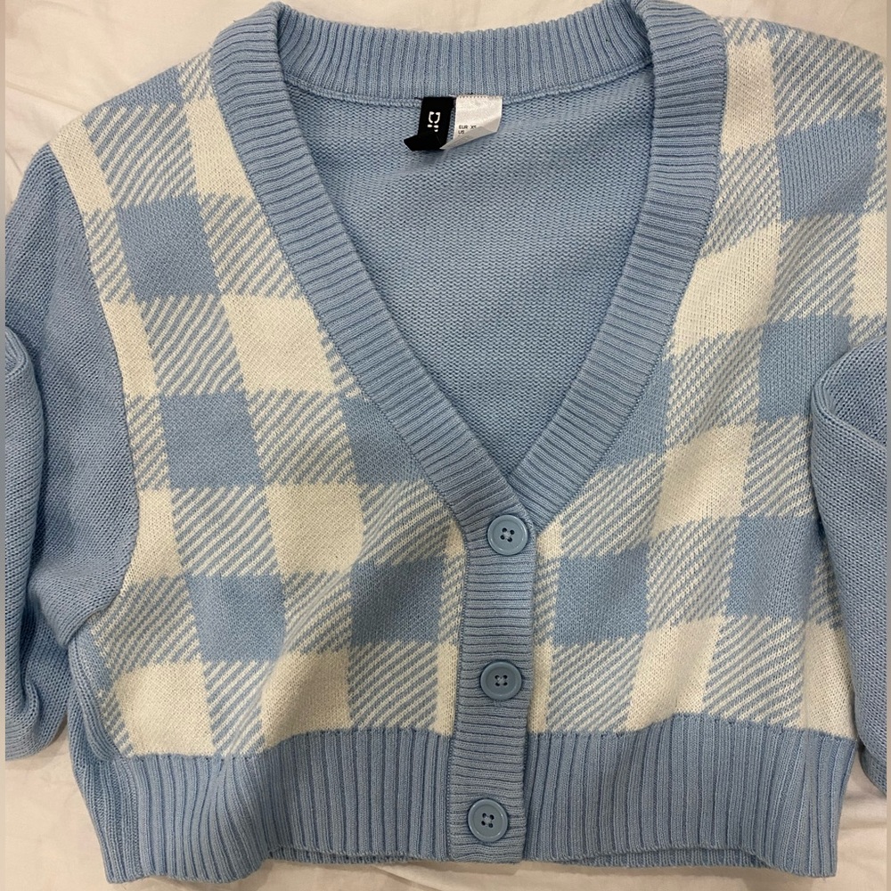 H&M blue and white checkered gingham cardigan size xs